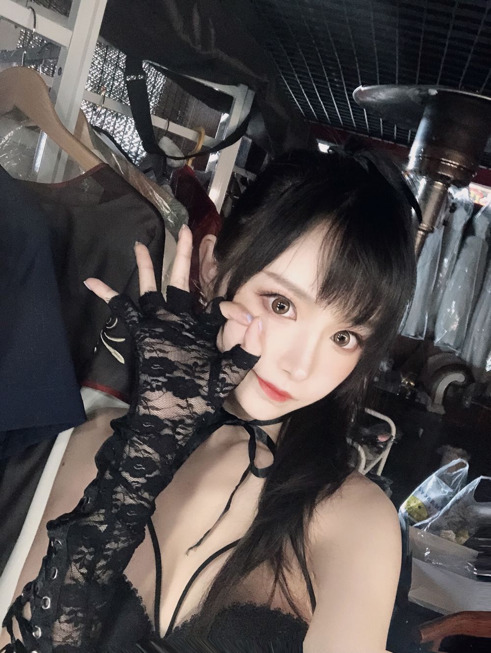 魅力再升级！shika小鹿鹿妄想天国黑夜中的精灵舞步让人心动不已！-绿色萌妹