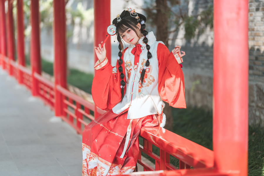 兔子Zzz不吃胡萝卜全套作品图合集 活泼可爱的仙女降临！-绿色萌妹