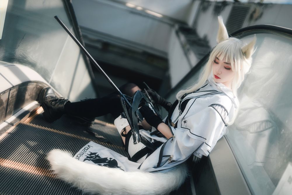 知名cosplay美女博主 Momoko葵葵 「明日方舟」星极Astesia-绿色萌妹