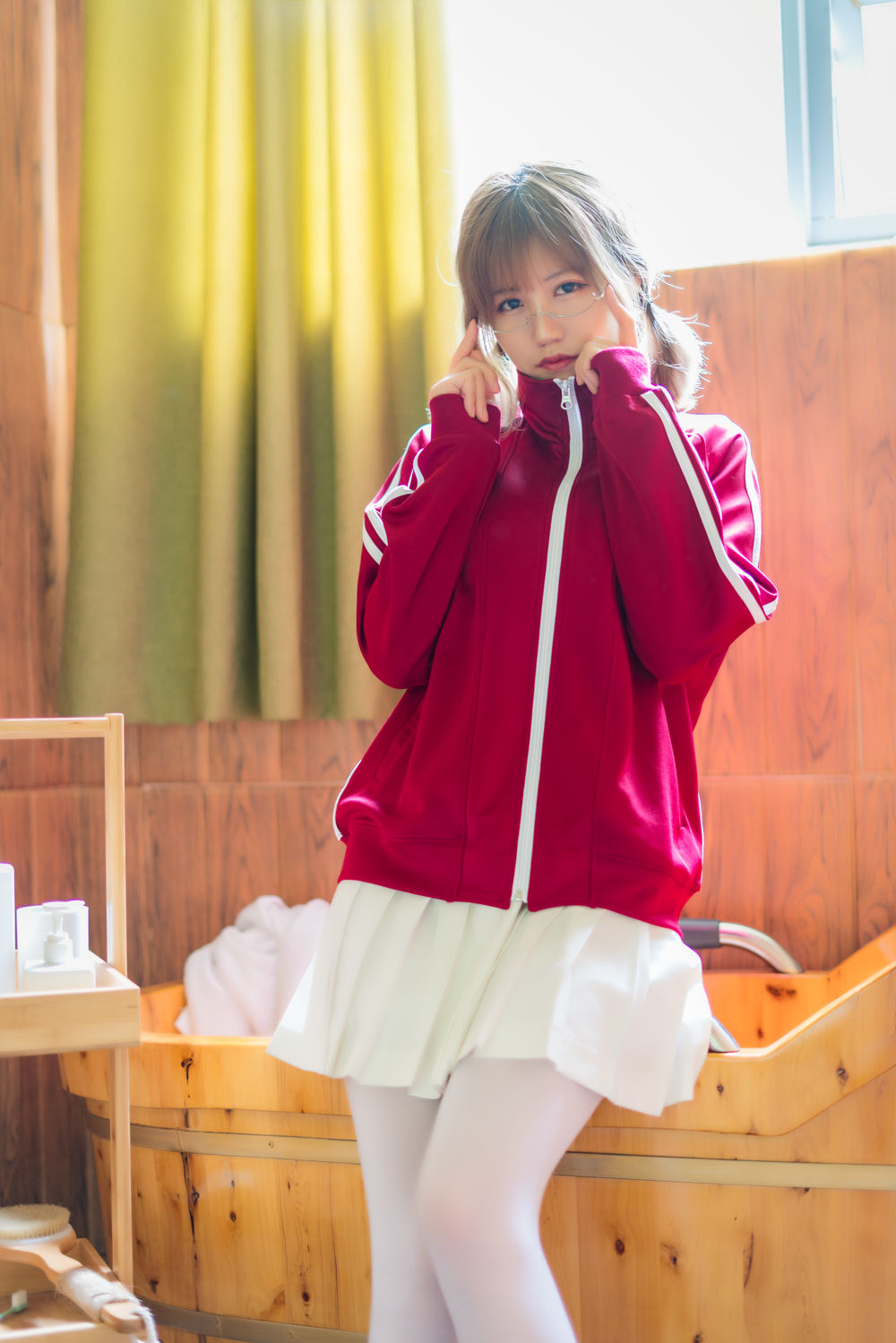 小仓千代w-红色体操服8659