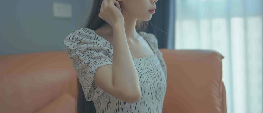 小和甜酒简介绍：社恐i人的奇妙共存，反差的魅力！-绿色萌妹