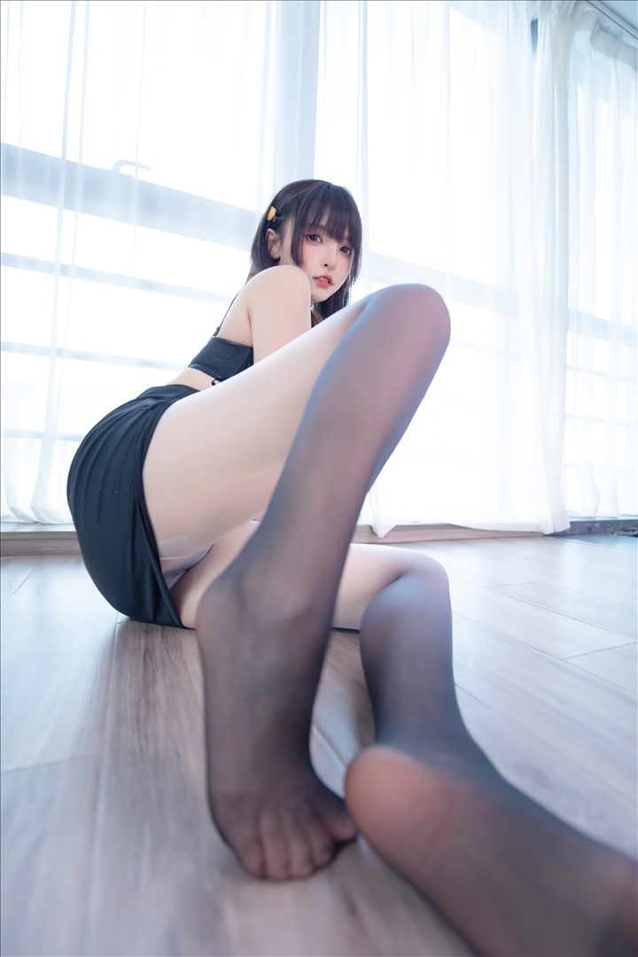 末夜787：9部爆红图，全网热议的超级女神竟然这么有料！-绿色萌妹
